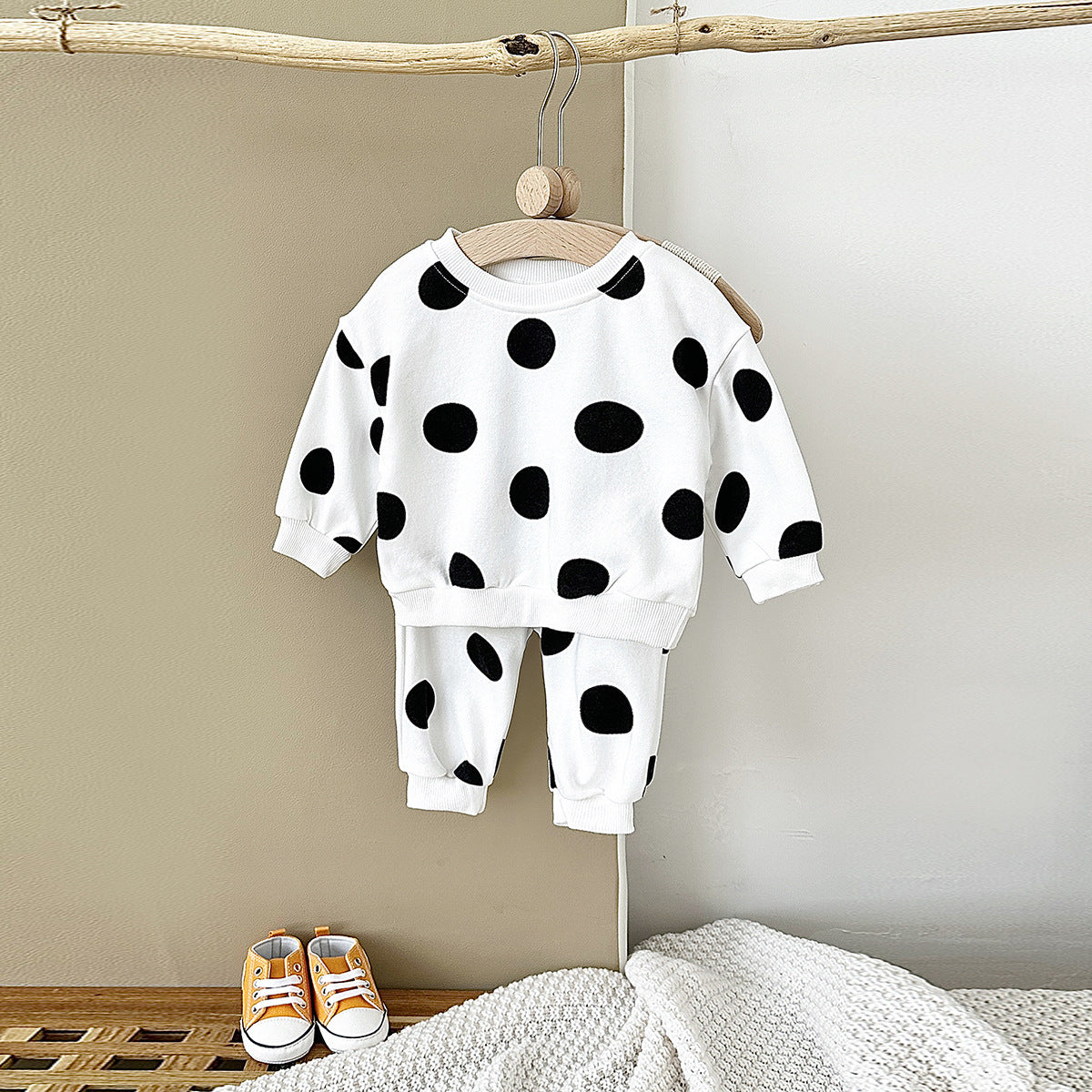 Children's Polka Dot Printed Sweater Suit